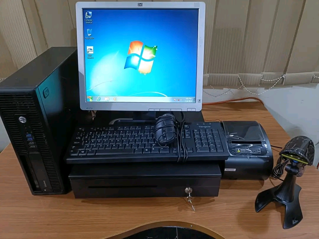 جهاز كاشير عادي للمطاعم والكافيهات